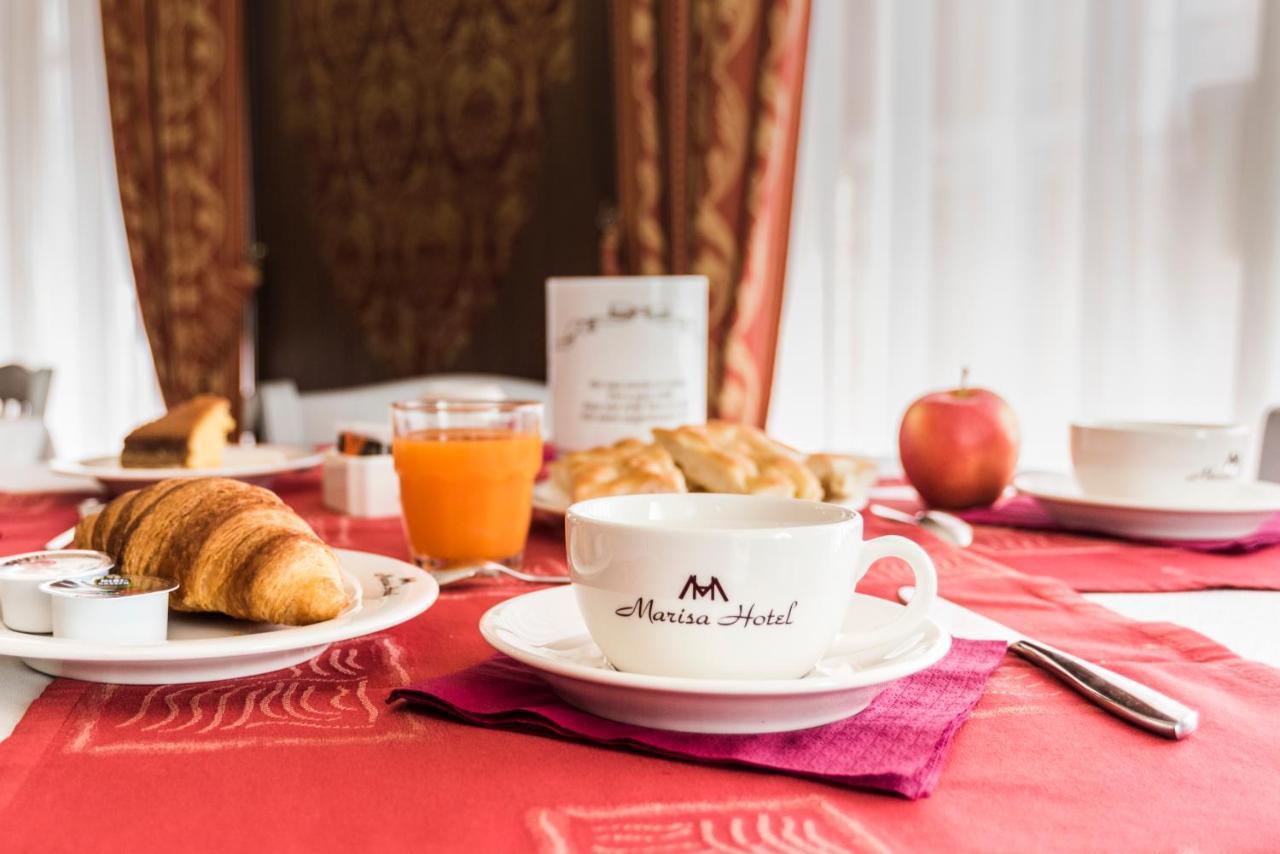 Hotel Marisa Albenga Bagian luar foto