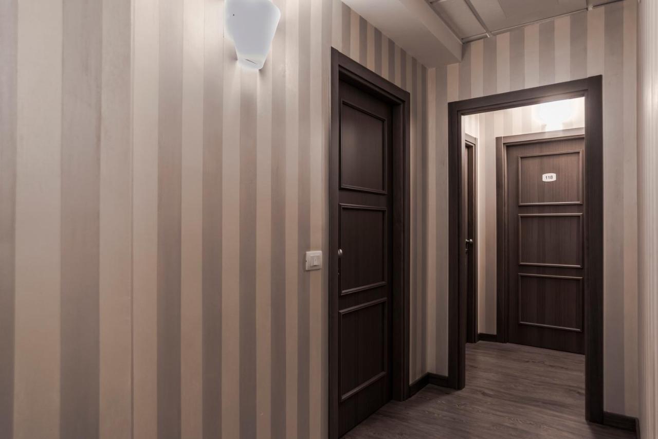 Hotel Marisa Albenga Bagian luar foto